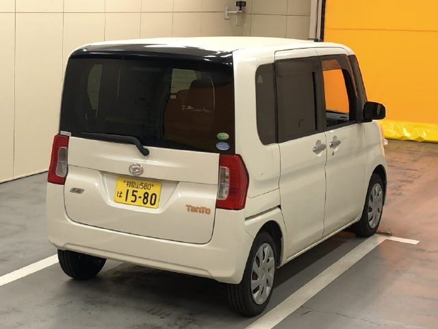 DAIHATSU TANTO 2013