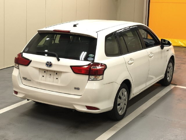 TOYOTA COROLLA FIELDER 2017