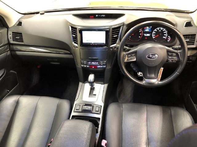 SUBARU LEGACY 2012
