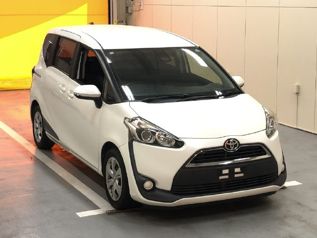 TOYOTA SIENTA 2016