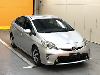 TOYOTA PRIUS 2014