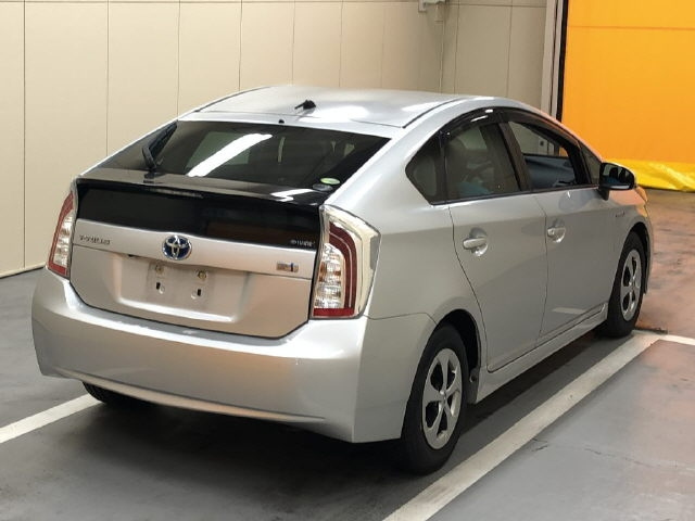 TOYOTA PRIUS 2014