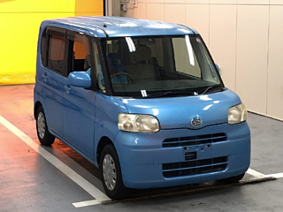 DAIHATSU TANTO 2008