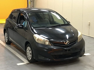 TOYOTA VITZ 2012