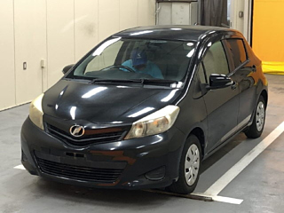 TOYOTA VITZ 2012