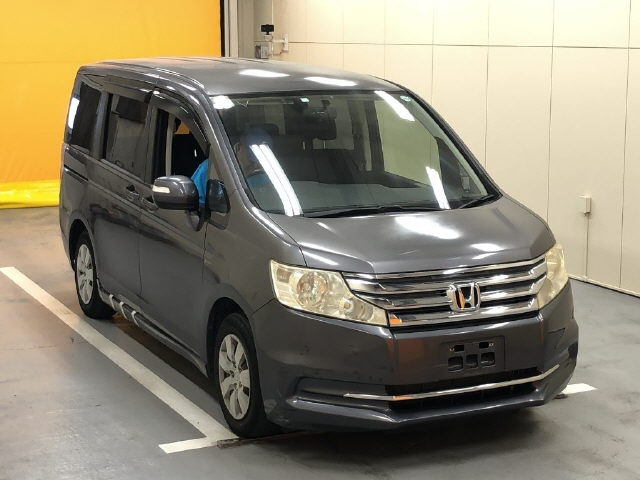 HONDA STEP WAGON 2014