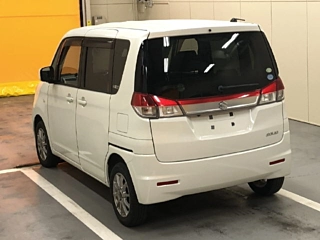 SUZUKI SOLIO 2011