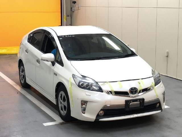 TOYOTA PRIUS PHV 2013