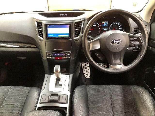 SUBARU LEGACY 2012
