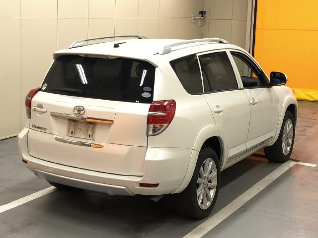 TOYOTA VANGUARD 2010