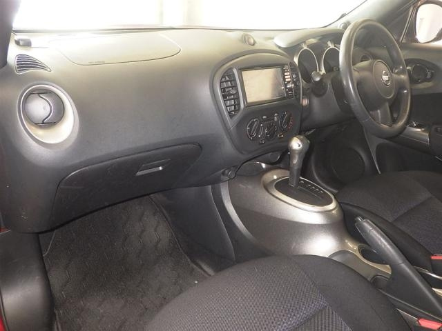 NISSAN JUKE 2011