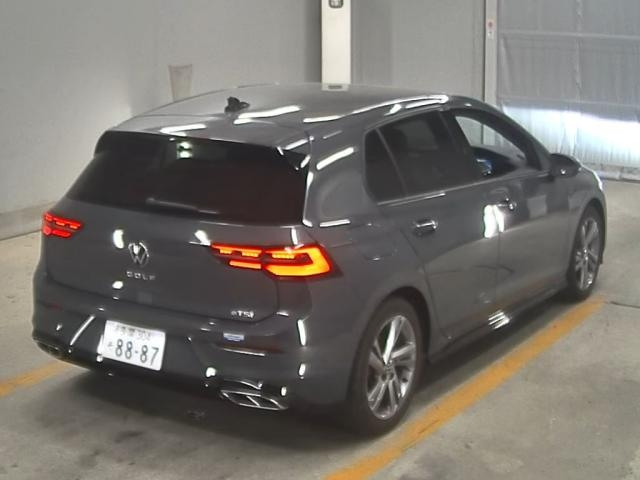 VOLKSWAGEN GOLF 2021