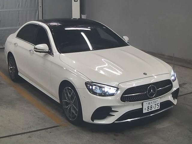 MERCEDES BENZ E CLASS 2022