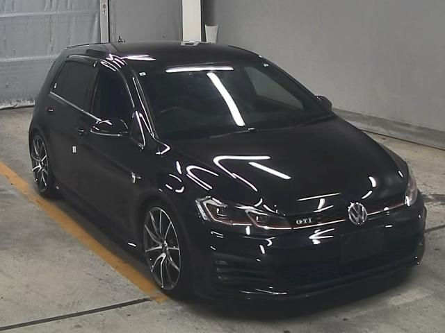 VOLKSWAGEN GOLF 2017