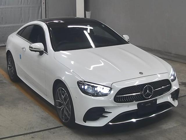 MERCEDES BENZ E CLASS 2022