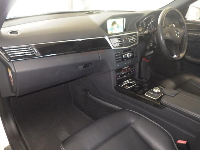 MERCEDES BENZ E CLASS 2012