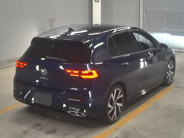 VOLKSWAGEN GOLF 2022