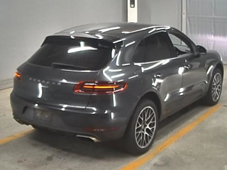 PORSCHE MACAN 2016