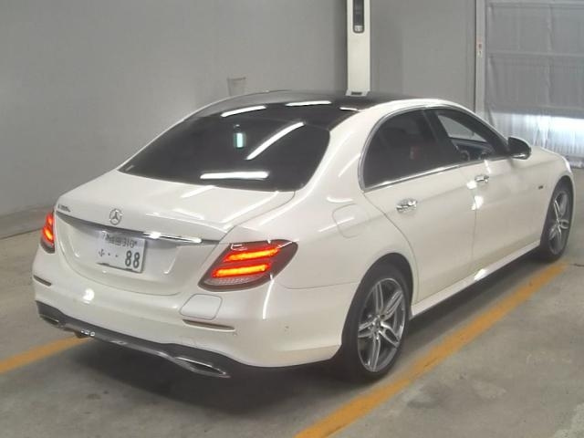MERCEDES BENZ E CLASS 2020