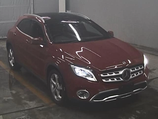 MERCEDES BENZ GLA CLASS 2020