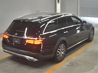 MERCEDES BENZ E CLASS WAGON 2020