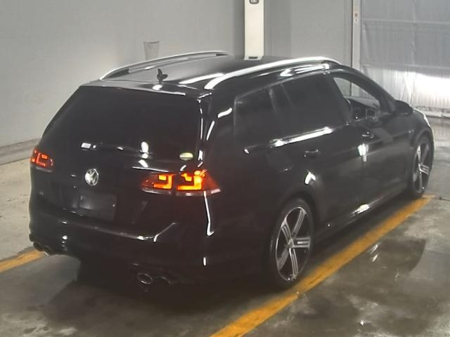 VOLKSWAGEN GOLF VARIANT 2017