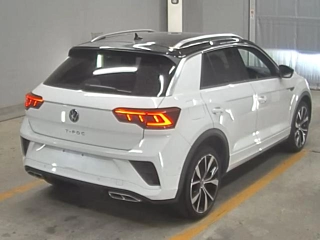 VOLKSWAGEN T-ROC 2023