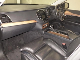 VOLVO XC90 2020