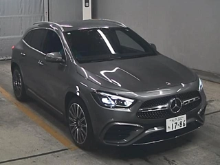 MERCEDES BENZ GLA CLASS 2023