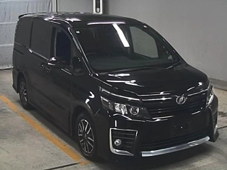 TOYOTA VOXY 2016