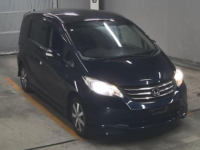 HONDA FREED 2010