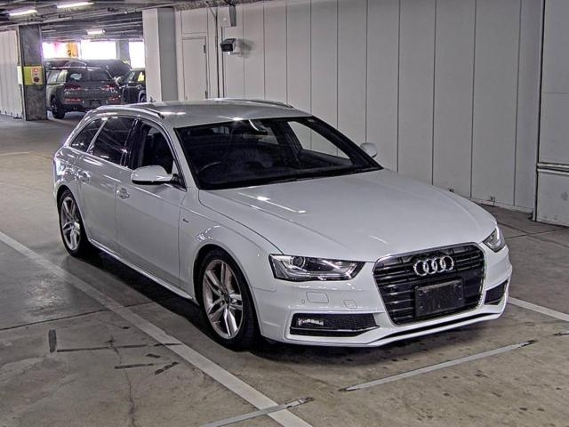 AUDI A4 2014