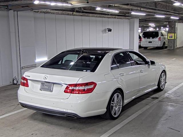 MERCEDES BENZ E CLASS 2012