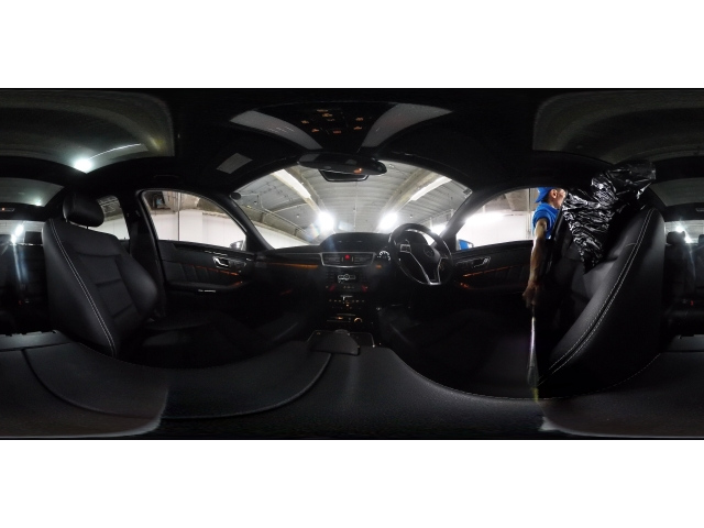 MERCEDES BENZ E CLASS 2012