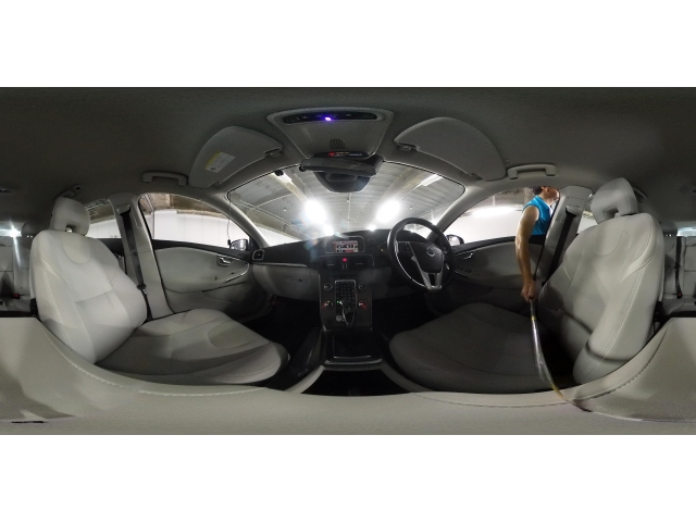 VOLVO V40 2014