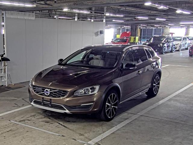 VOLVO V60 2017