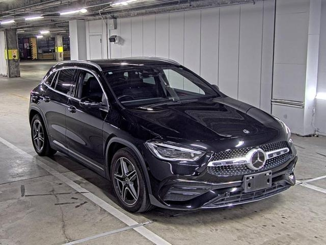 MERCEDES BENZ GLA CLASS 2020