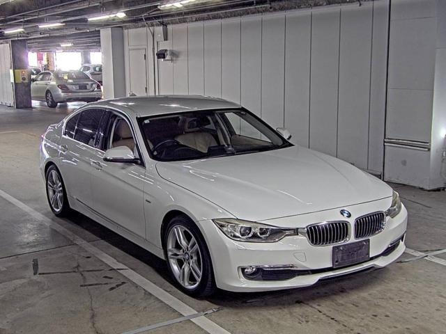 BMW 3 SERIES 2014