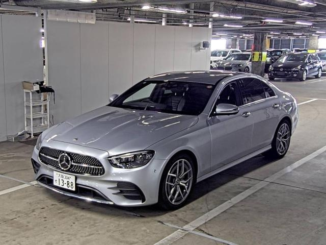 MERCEDES BENZ E CLASS 2022