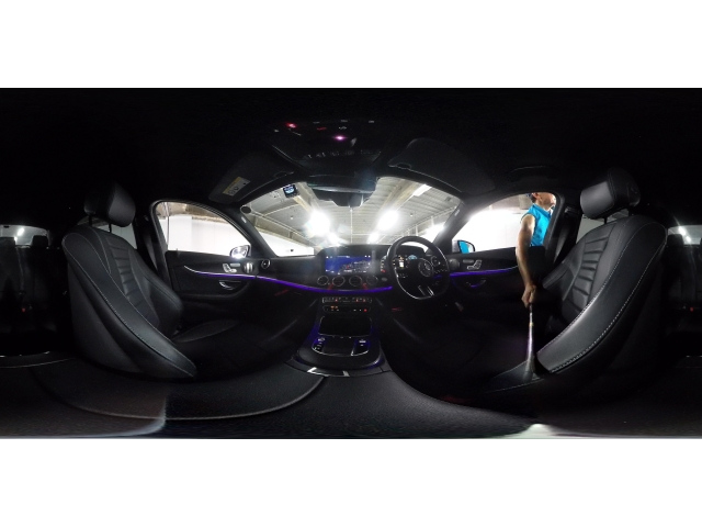 MERCEDES BENZ E CLASS 2022