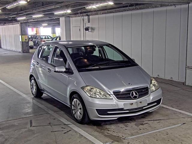MERCEDES BENZ A CLASS 2011