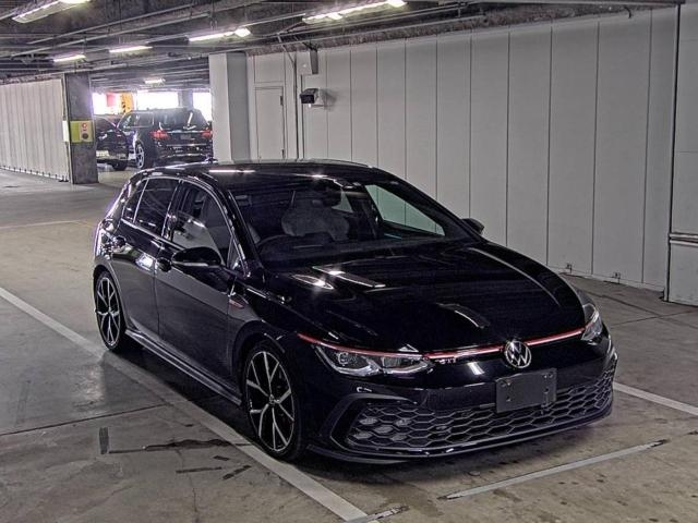 VOLKSWAGEN GOLF 2022