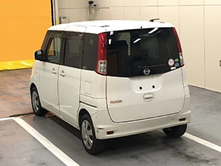 NISSAN ROOX 2012