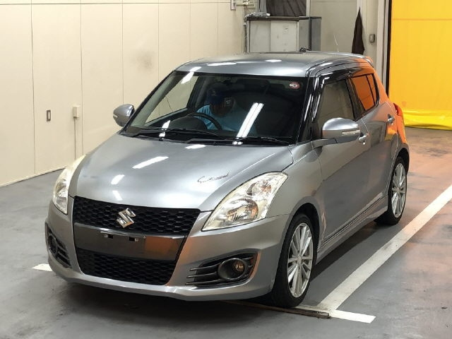 SUZUKI SWIFT 2012