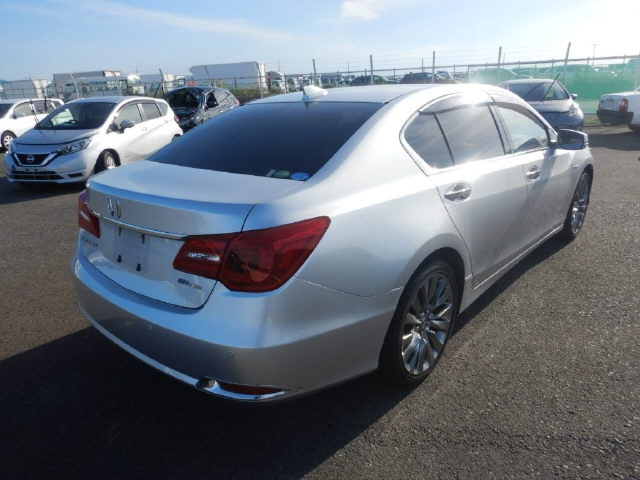 HONDA LEGEND 2015