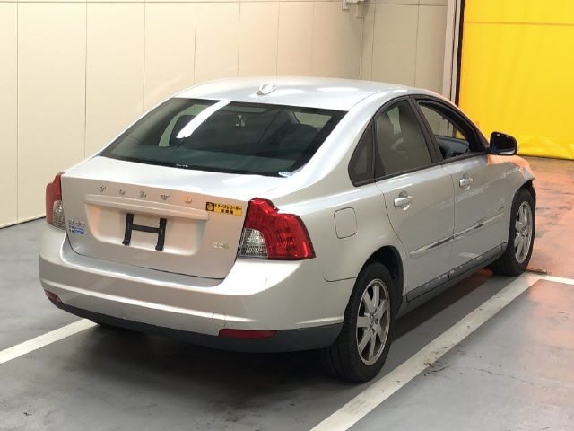 VOLVO S40 2010