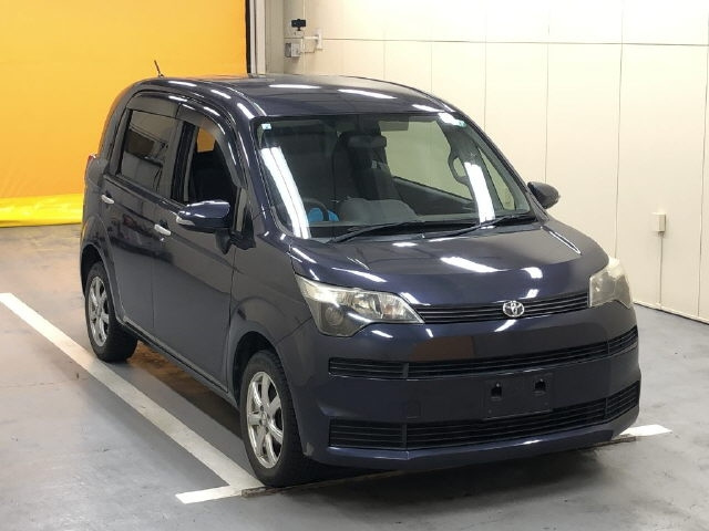 TOYOTA SPADE 2013