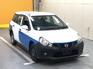 NISSAN AD 2021