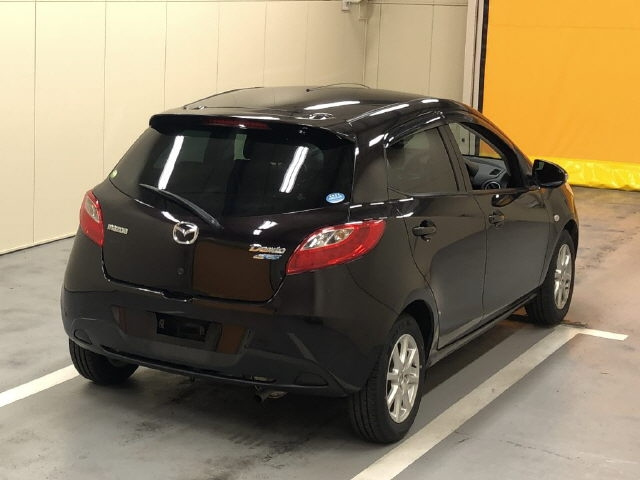 MAZDA DEMIO 2011