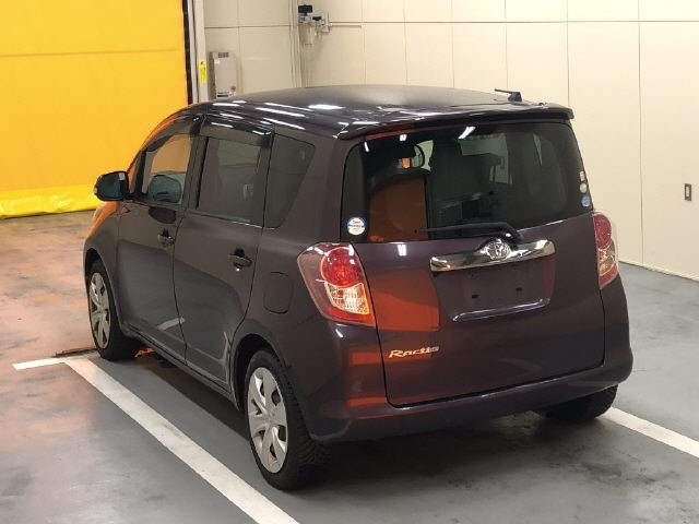 TOYOTA RACTIS 2010